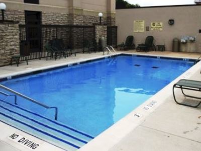 Hampton St. Louis Southwest Hotel 3*